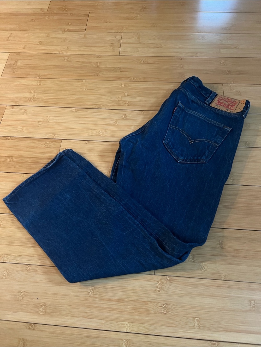 Levi’s 501 Original Fit Dark Wash Indigo Denim Jeans Men’s 38x32 WaterLess